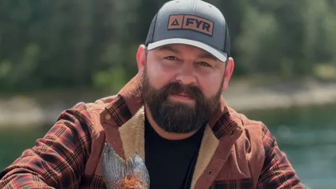 威胁”杀死所有人” 美网红博主旅行期间被警方击毙