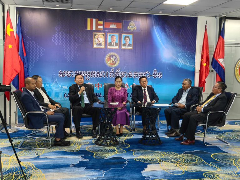 高官、专家热议柬埔寨经济,中国仍是关键动力!