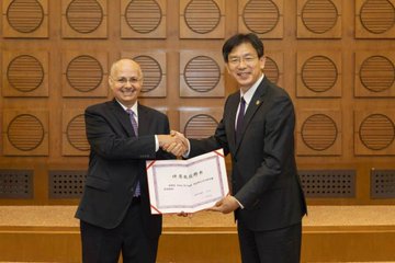 美国诺贝尔化学奖得主受聘 将赴北京清华大学任教
