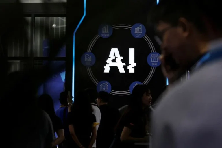 上千员工呼吁美政府控制AI发展 OpenAI奥特曼表态