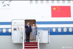 习近平抵达华盛顿对美国进行国事访问