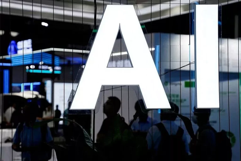 硅谷掀新掏金热,大批女子涌入钓AI金龟婿
