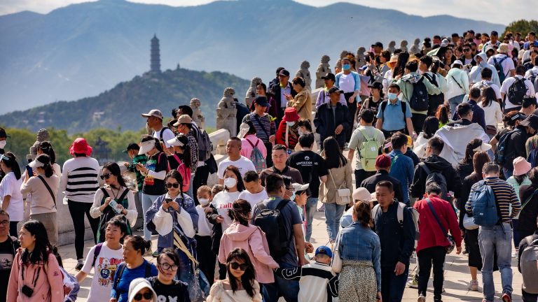 老外神吐槽:在中国的中国人基本上都是一群宝宝